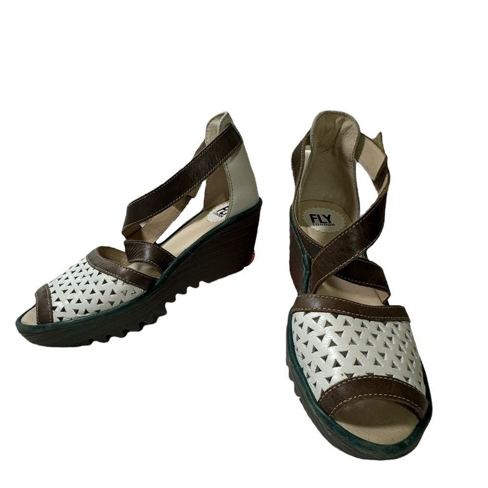 Fly London Yumo Open Toe Perforated Sandal white Size 38 (7.5-8US)